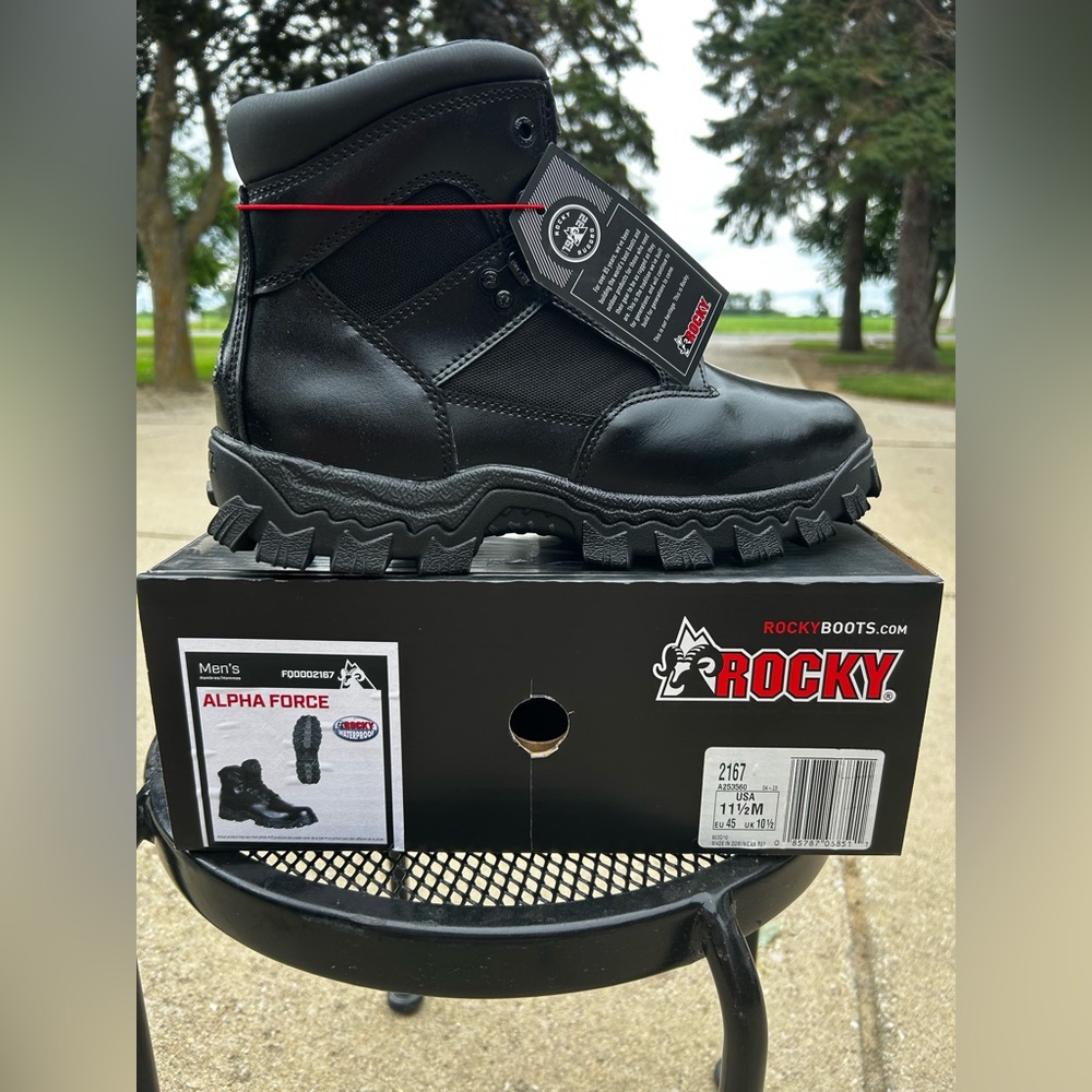 Rocky Black Tactical Boots Rugged Design